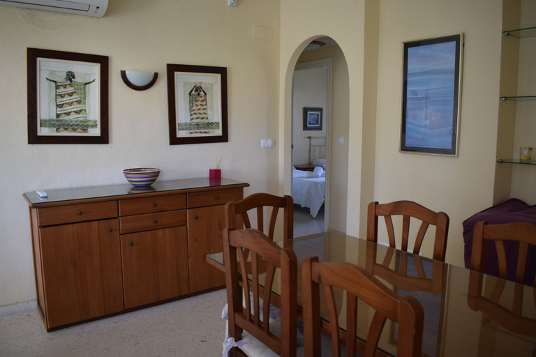 Room 3, Ad1000 in Oliva With 2 Bedrooms and 1 Bathrooms, Valencia