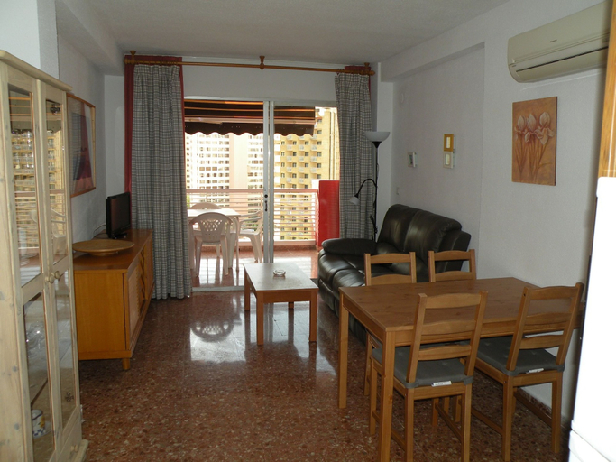 Others 5, Gijon 9B in Benidorm, Alicante
