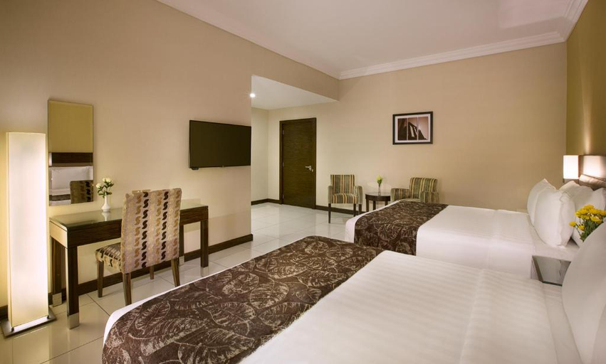 Bedroom 2, Gateway Hotel, Dubai
