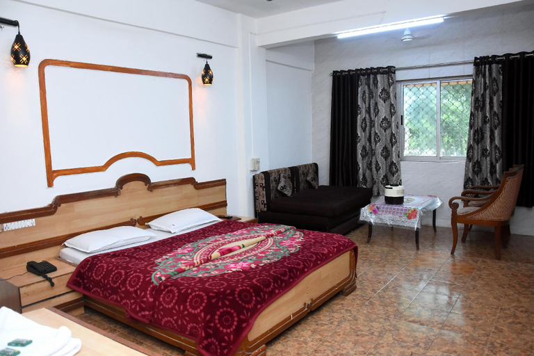 5, HOTEL POINT VIEW MATHERAN, Raigarh