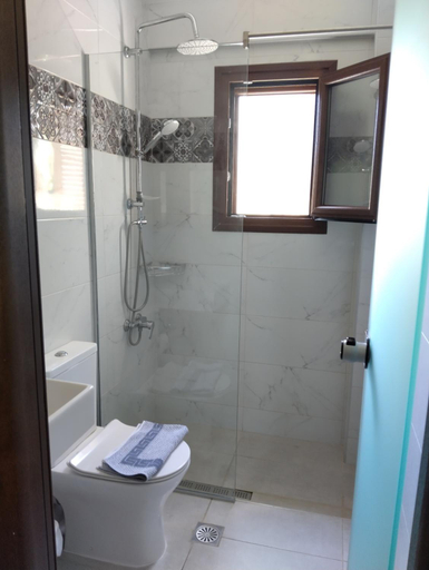 Bathroom, Harmony resort, Epirus