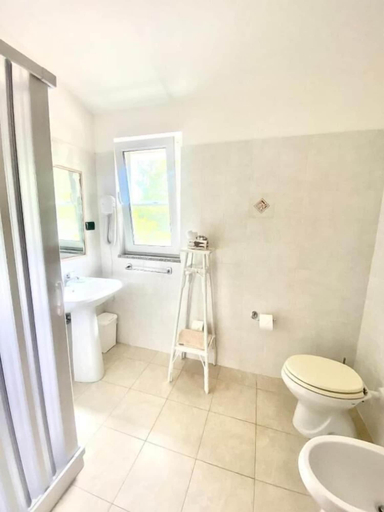 Bathroom 3, Villa Pedrosu, Sassari