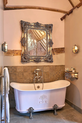 Bathroom 3, Broad Leys, Buckinghamshire
