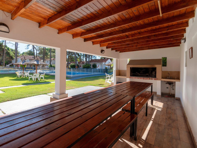 Others 3, Del Pinar Apart, La Costa