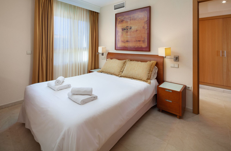 Room 5, AS MD 3C3 in Mijas Costa, Málaga