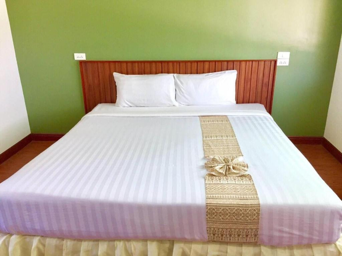 Bedroom, Suanpa Resort, Muang Surin