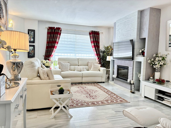 Room 5, Villa Anna - 4 Bedrooms F-3, Málaga