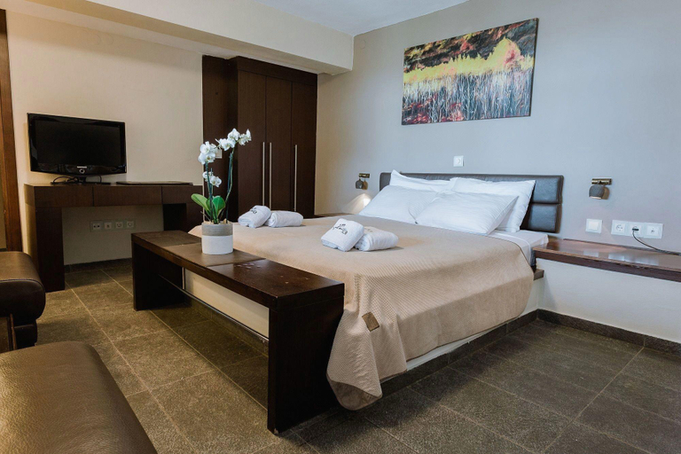 Bedroom 3, 12 Months Luxury Resort, Thessaly