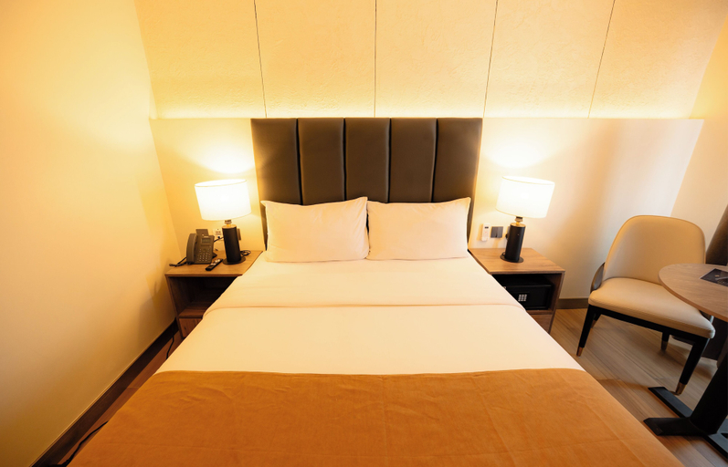 Bedroom 3, Vibe Hotel Alabang, Muntinlupa