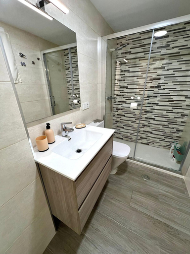 Room 4, DON Paco 2B in Benidorm, Alicante