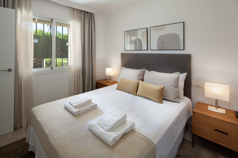 Room 2, AS PM 28A in Mijas Costa, Málaga