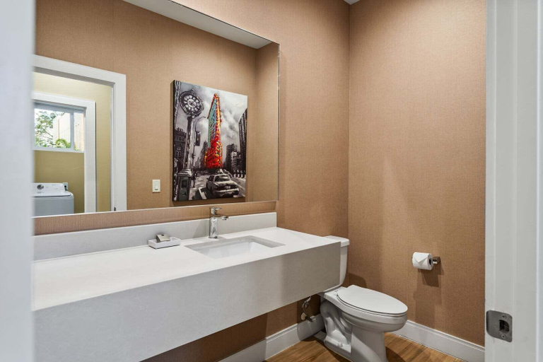 Bathroom 3, Bright and Modern Townhome at Magic Village Superb Location, Osceola