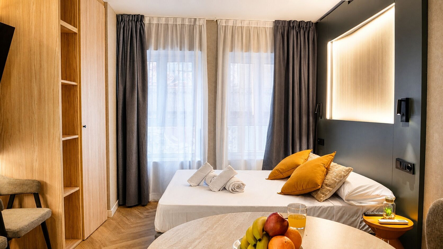 Room 4, MyFlats La Marina, Alicante