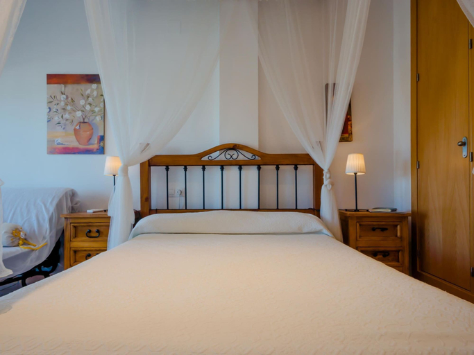 Room 2, Apartamento Levante 23320, Cádiz