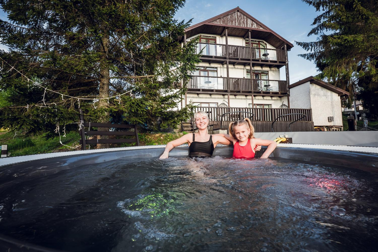 Sport & Beauty, Aparthotel "Mayak Yablunytsia", Iaremchans'ka