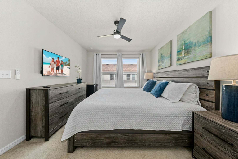 Room 5, Newly Renovated! Charming Challet at Compass Bay, Osceola