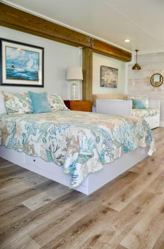 Bedroom, Waterfront Key Allegro Guesthouse w/dock, Aransas