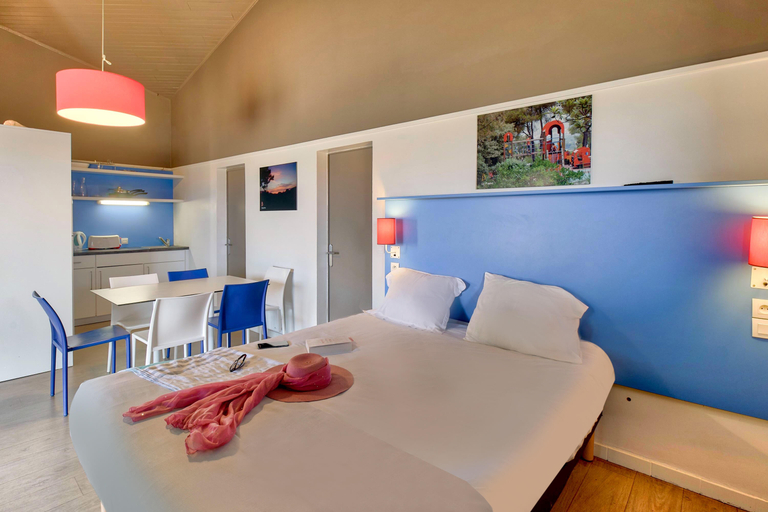 Bedroom, Seignosse "Estagnots", Landes