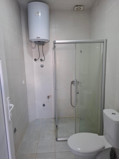 4, Apartment Leana