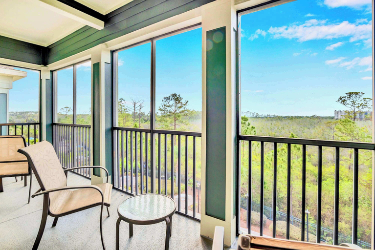 Interior 4, Upstay Modern Condo w Pool10 Minutes to Disney, Orange