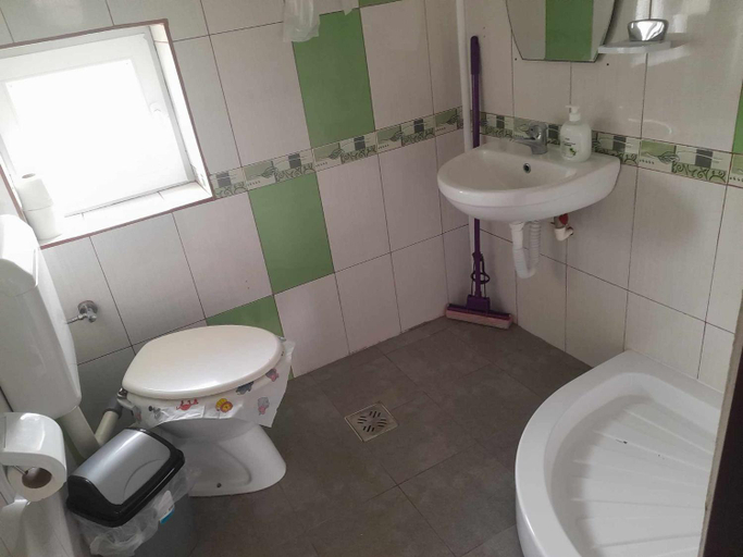 Bathroom 4, Casa Octavia, Costinesti