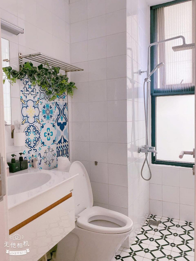 Bathroom 3, Happy House Apartment, Huế