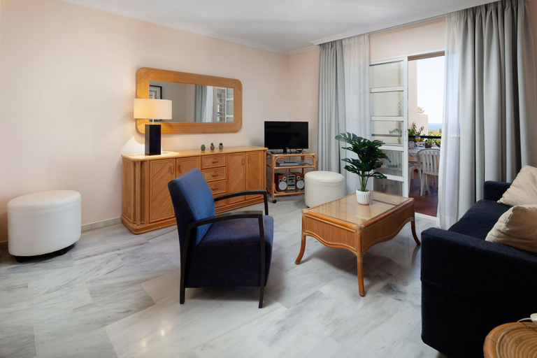 Room 5, AS SM 171 in Mijas Costa, Málaga