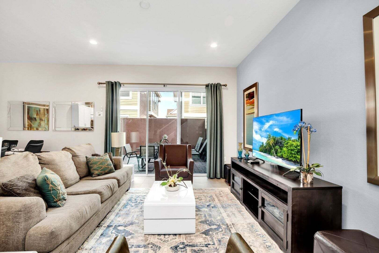 Living area 4, Wonderful Villa 5min From Theme Park Hot Tub & BBQ 112, Osceola