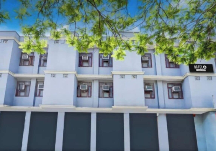 Exterior detail, Hotel GSA and BANQUET, Hardwar