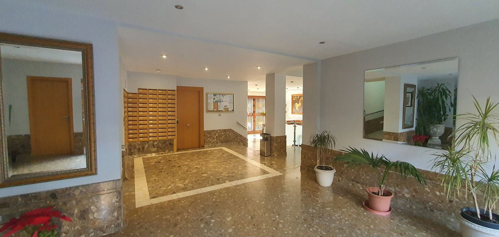 Room 2, Coblanca 20 13-3 in Benidorm, Alicante