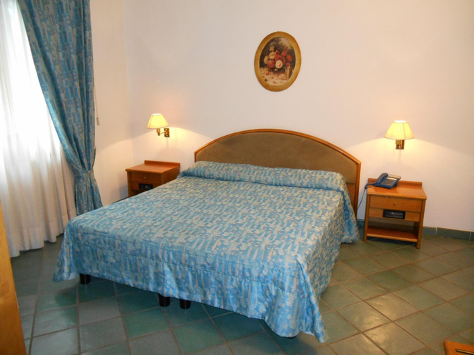 Bedroom 3, Hotel Pagnani, L'Aquila