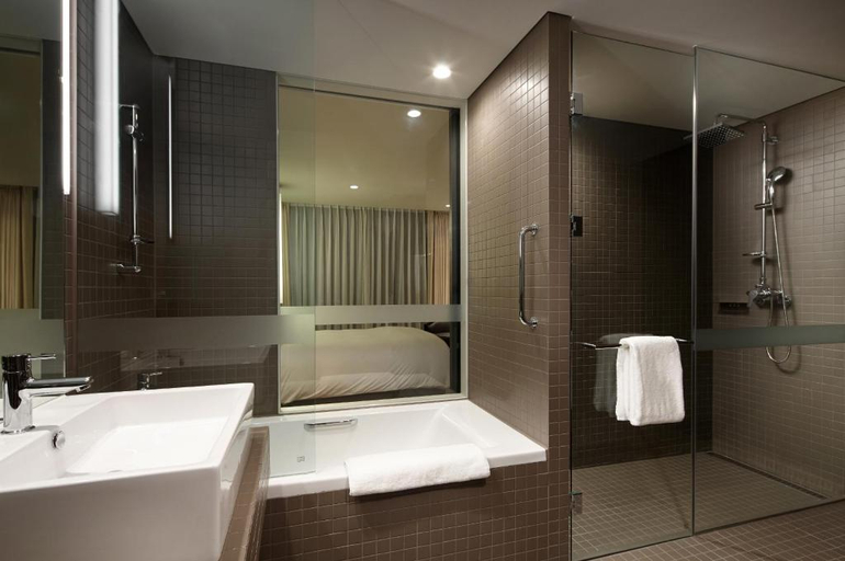 Bathroom 5, Shilla Stay Cheonan, Cheonan