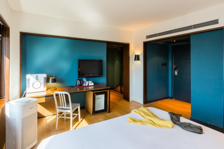 Bedroom 2, Beijing New World Center Tongpai Hotel, Beijing