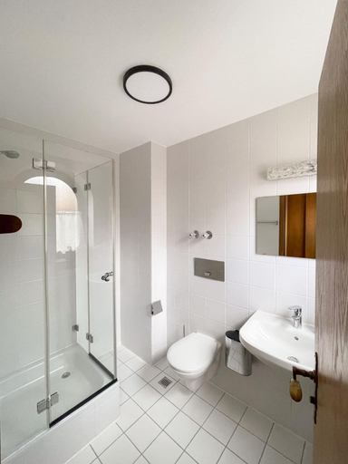 Bathroom 5, Hotel Bihler, Rosenheim