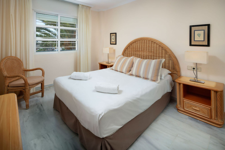 Room 3, AS SM 171 in Mijas Costa, Málaga