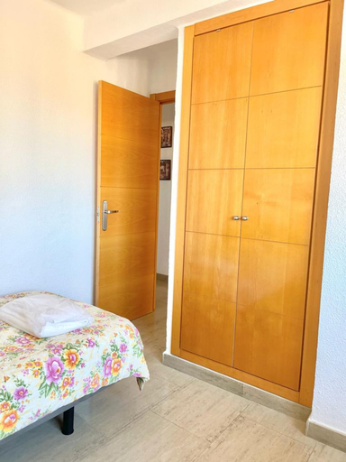 Room 4, Terrasol SAN Francisco 5-2, Málaga