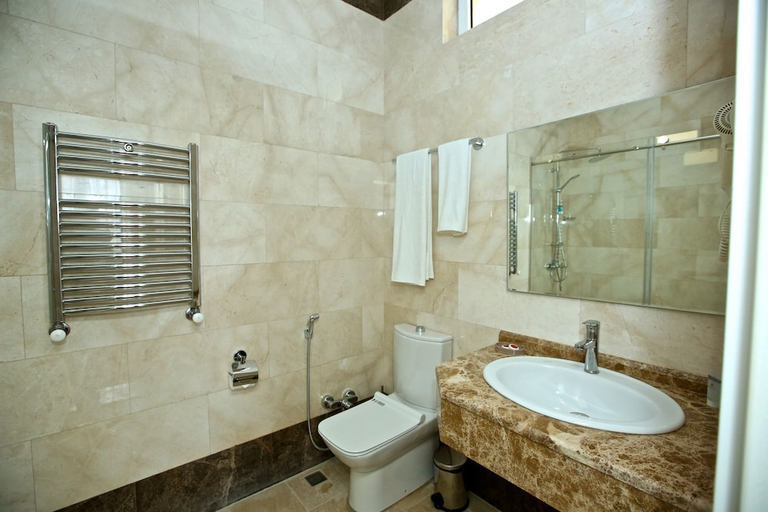 Bathroom 3, Miraj Hotel, Baku