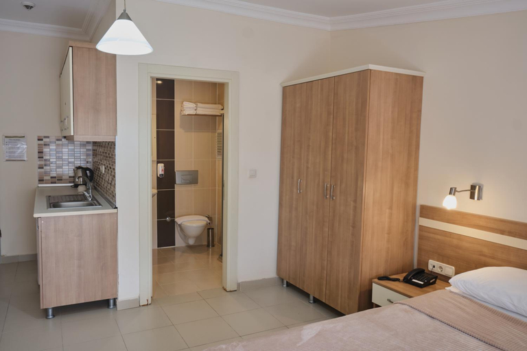 Bedroom 3, Catty Cats Garden Hotel, Manavgat