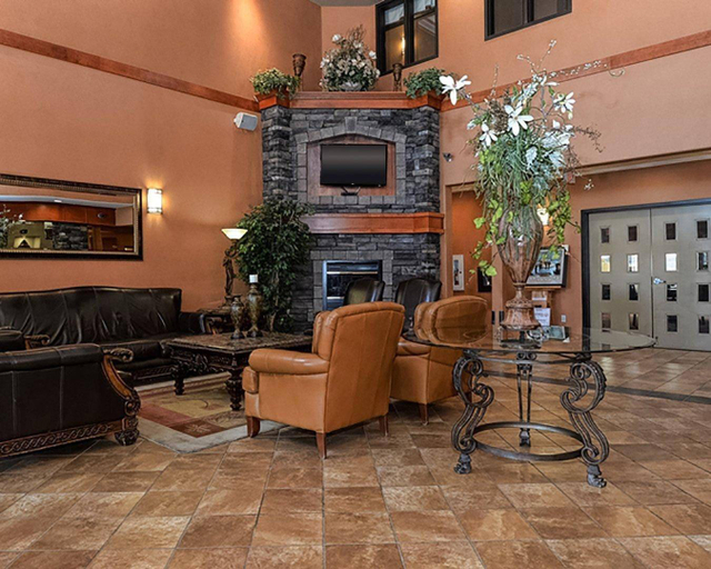 Public Area 3, Quality Inn & Suites, Division No. 19