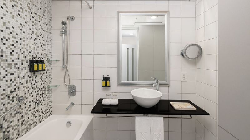 Bathroom 5, Nina Hotel Causeway Bay (Formerly L'hotel Causeway, Hong Kong Island