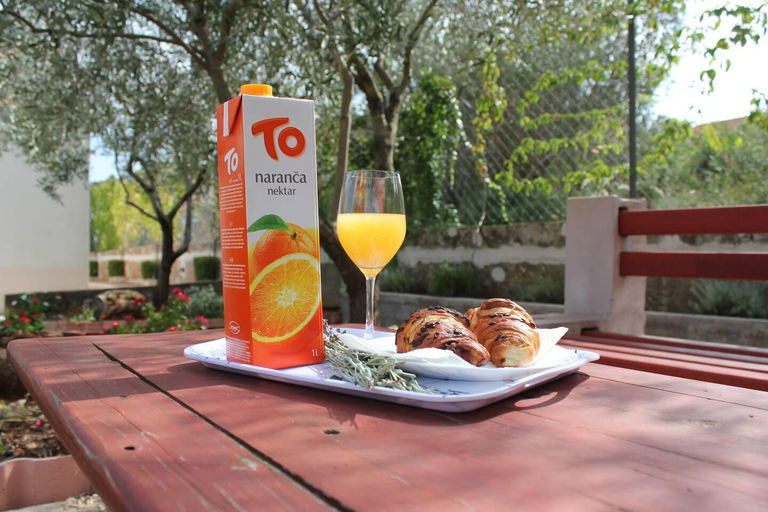 Others 4, Ruza Apartment, sleeps 4, Preko