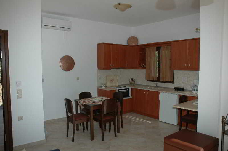 Room 3, Villa Platanaki, North Aegean