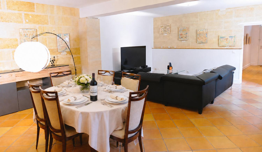 Others 5, Grande maison en pierre a Pomerol - 3 chambres, parking, proche Saint-Emilion, Gironde