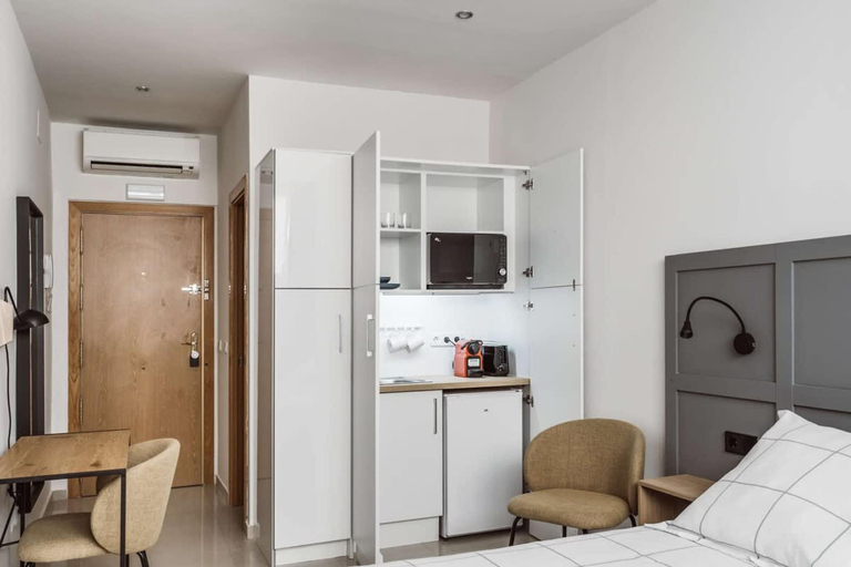 Room 2, Chamberi Standard Studio, Madrid