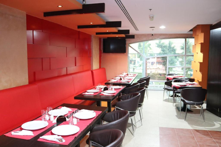Food & Drinks 5, GSS Palace Hotel, Dubai