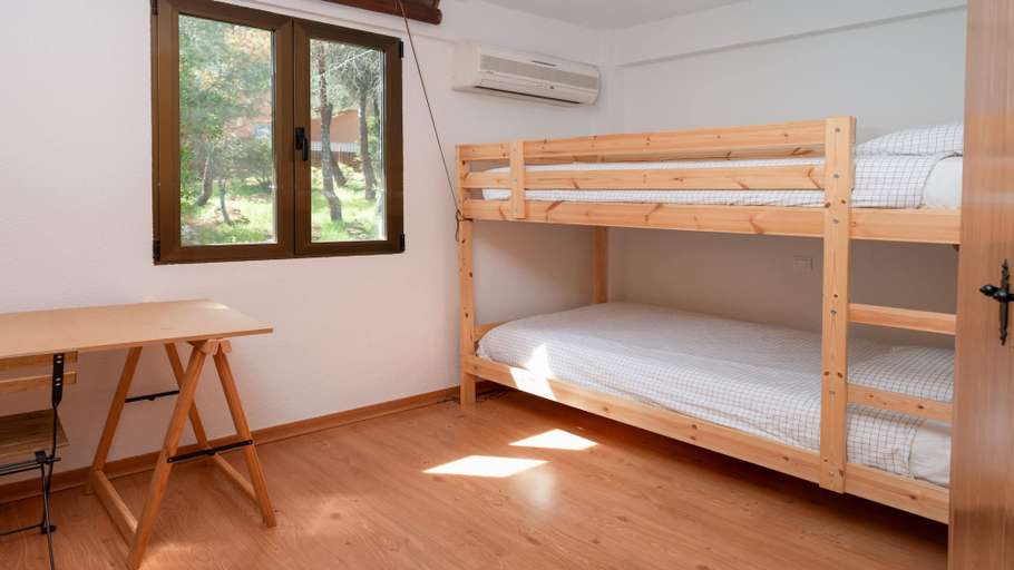 Room 4, Apartment With Amazing Views to San Juan Lake, Madrid