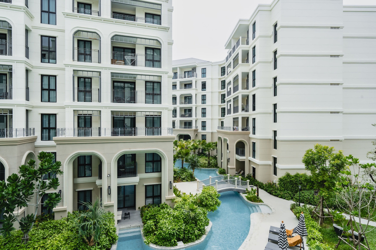 Front of property, Charming balcony studio in Title Legend, Phuket Island