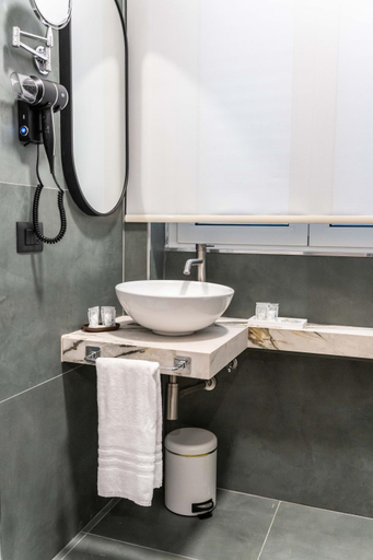 Bathroom 2, Ambrosia Room & Apartment, Cosenza