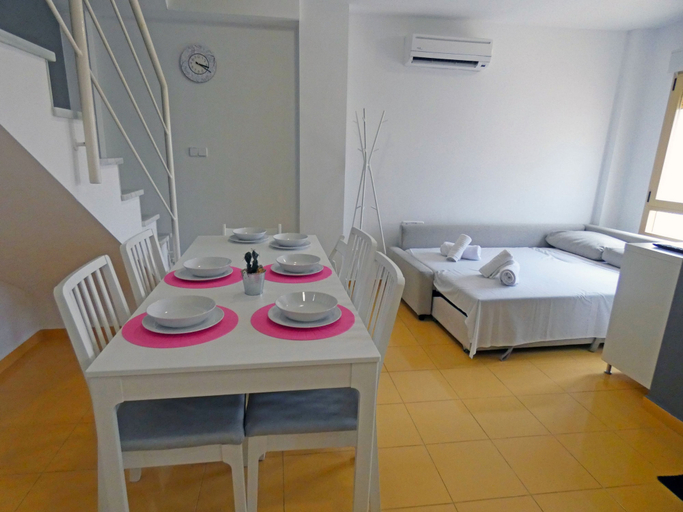 Room 5, Ap121 in Oliva With 2 Bedrooms and 1 Bathrooms, Valencia