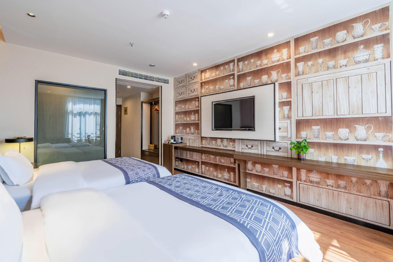 Bedroom 2, Gem Anqing Wangjiang County Central Mall Fengqi Ro, Anqing